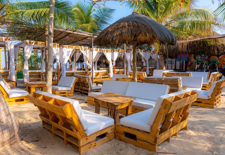 MAMBO BEACH (Playa Blanca - Barú) - Imagen 2